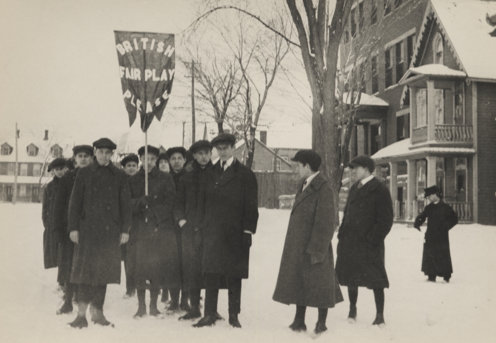 manifestation ecoliers brebeuf fevrier 1916